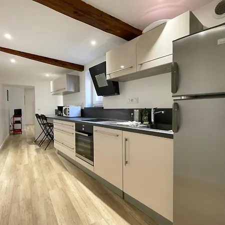 #cf In White&gray Center *