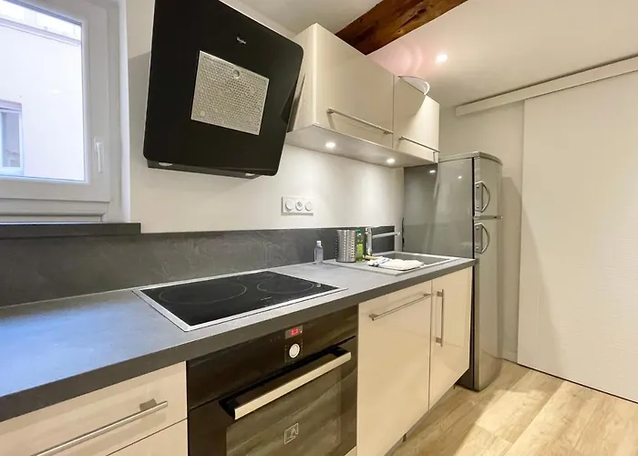 #cf In White&gray Center *