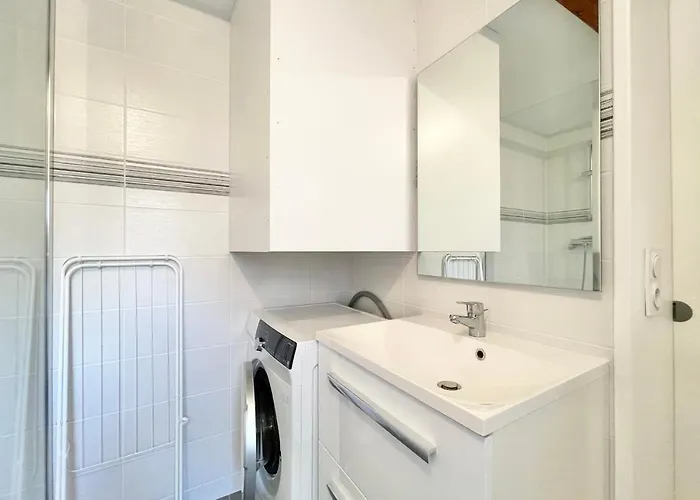 #cf In White&gray Center Daire *